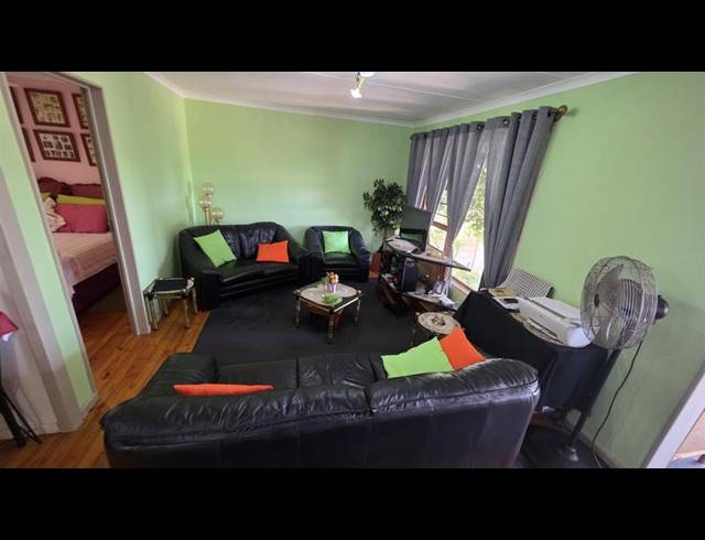 3 BEDROOM HOUSE FOR SALE IN FRAAIUITSIG